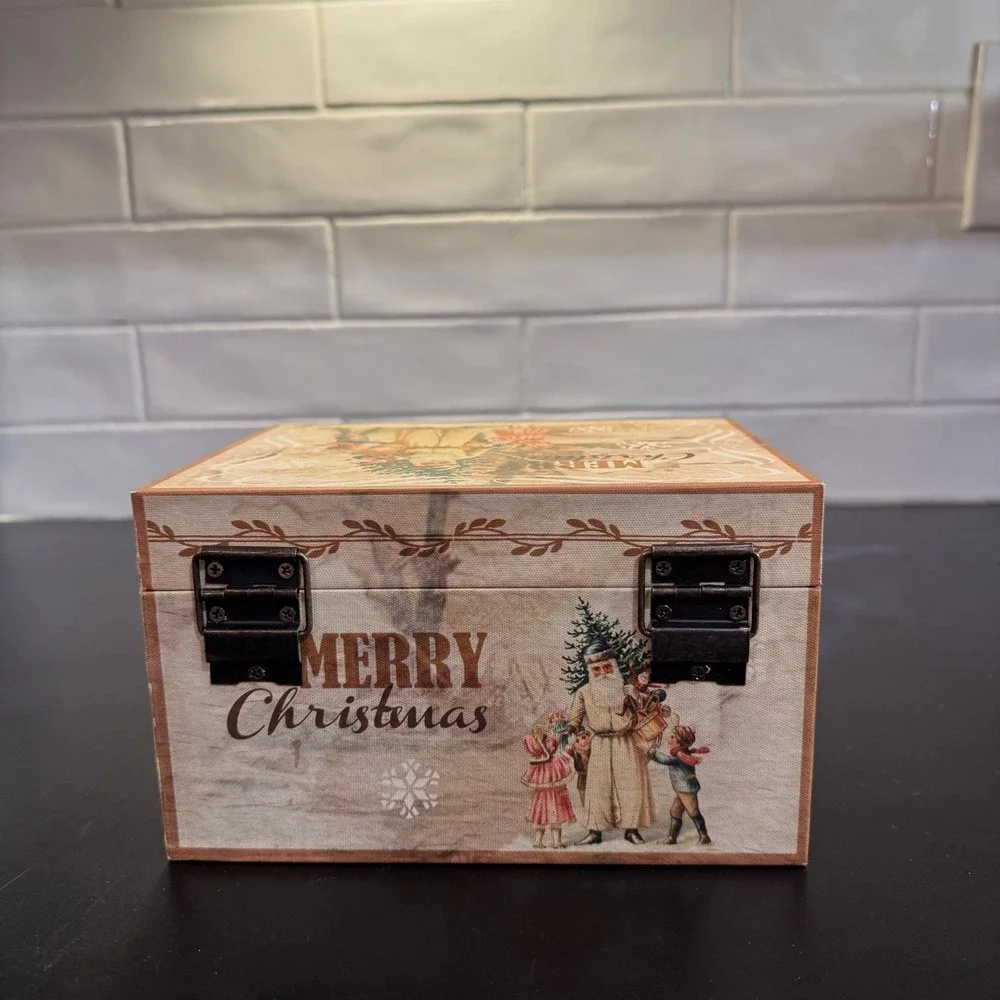 Southern Living Decorative Box Christmas Cream Vintage Santa Hinged T16SR884HM